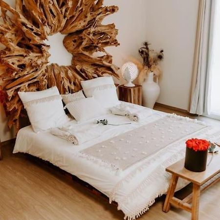 Suite De Charme Avec Jacuzzi Et Cabine Infrarouge Tubize Экстерьер фото
